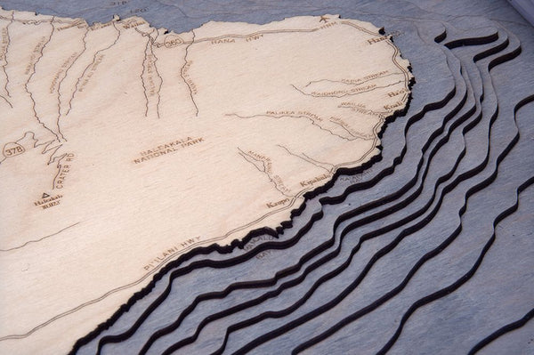 Maui, Hawaii 3-D Nautical Wood Chart, Small, 16" x 20"